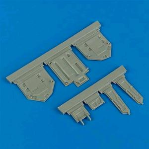 Quickboost: scala 1:32 ;  F-86 Sabre undercarriage covers - KINETIC