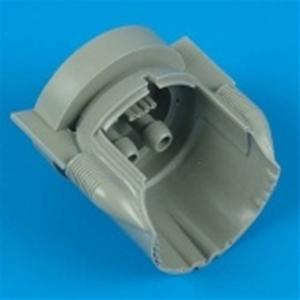 Quickboost: scala 1:48 ;  Fw 190A-5/A-6 trop cowling with exhaust - EDUARD