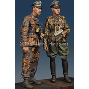 Alpine Miniatures: 1/35; Kurt Meyer & Officer - Set 2 figures
