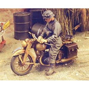 Royal Model: 1/35; DKW German Motorcycle rider - WWII