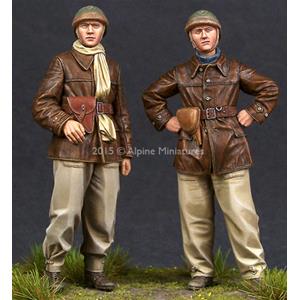 Alpine Miniatures: 1/35; WW2 French Tank Crew - Set 2 figures