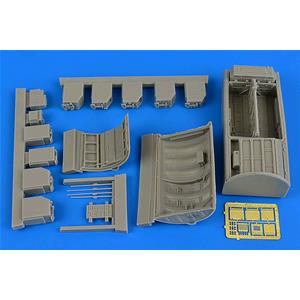 AIRES: 1/32; F-104G/S Starfighter electronics & ammunition bay - for kit ITALERI