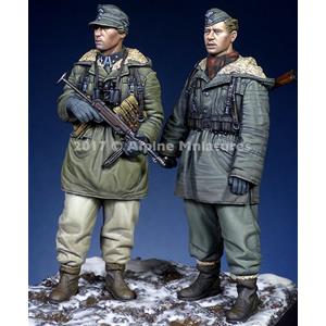 Alpine Miniatures: 1/35; WSS Grenadiers at Kharkov Set - 2 figures