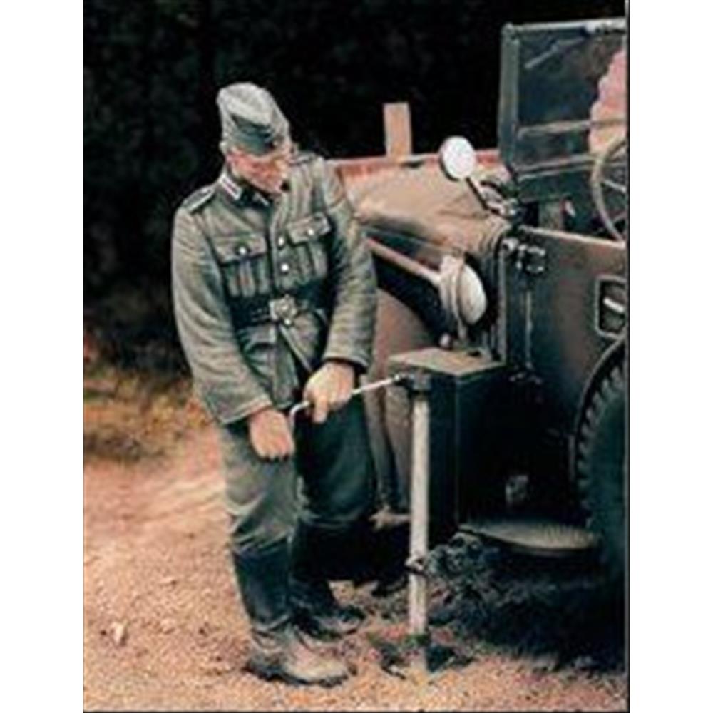 Royal Model: 1/35; German infantry with Jack - WWII ROYAL MODEL RM183 |  Steelmodels.com