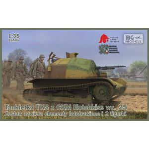 IBG MODELS: 1/35; TKS Polish Tankette with machine gun (include 2 figure)