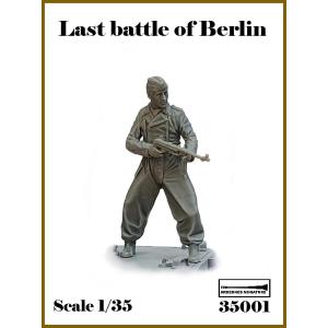 Ardennes Miniature: 1/35; Last Battle of Berlin #1