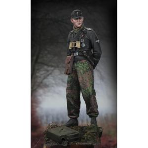 Royal Model: 1/16; German tanker with arms backward-WWII 