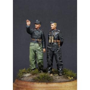 Alpine Miniatures: 1/35; German Heer Panzer Crew Set (2 Figures)