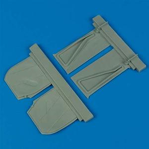 Quickboost: scala 1:32 ;  P-51B Mustang undercarriage covers - TRUMPETER