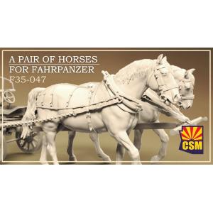 Copper State Models: 1/35; A pair of horses for Fahrpanzer