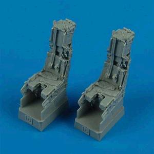 Quickboost: scala 1:48 ;  F-14D ejection seats with safety belts