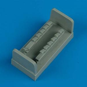 Quickboost: scala 1:72 ;  Ju-188 exhaust for in-line engines - HASEGAWA