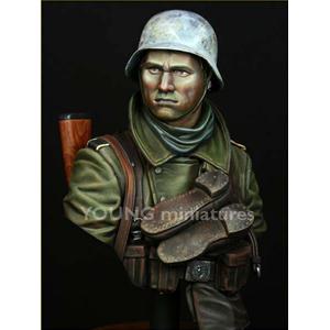 Young: German Infantry Russian Front WWII (bust 1/10)
