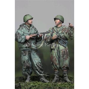 Alpine Miniatures: 1/35; Set 2 figure Scout  russi WWII